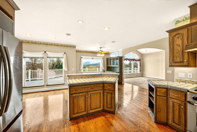 183 Azalea Drive, Merlin, OR 97532