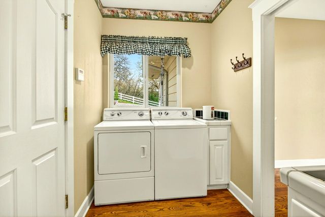 183 Azalea Drive, Merlin, OR 97532