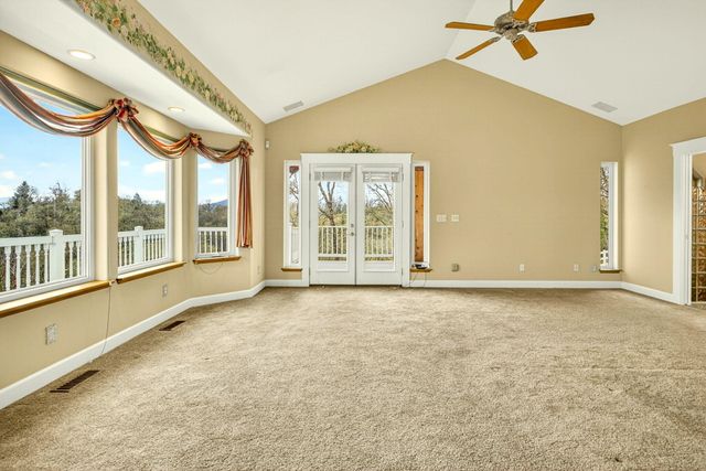 183 Azalea Drive, Merlin, OR 97532