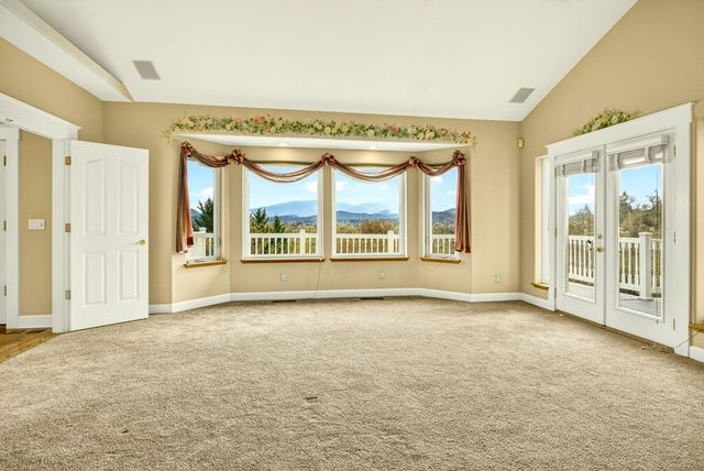 183 Azalea Drive, Merlin, OR 97532