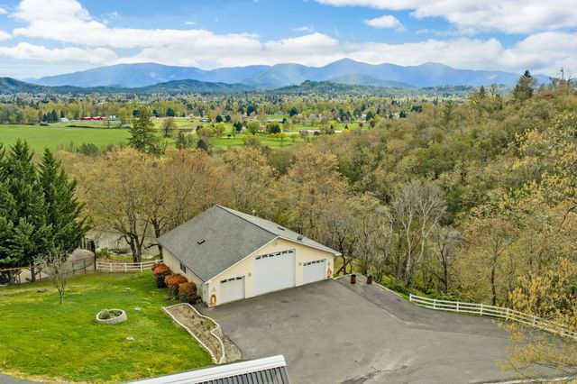 183 Azalea Drive, Merlin, OR 97532
