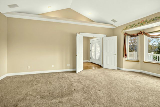 183 Azalea Drive, Merlin, OR 97532