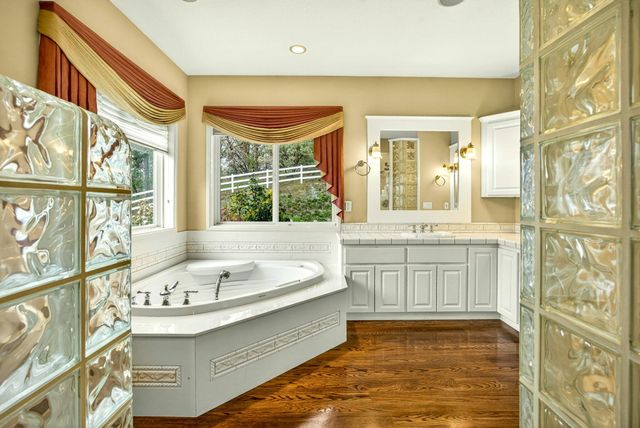 183 Azalea Drive, Merlin, OR 97532