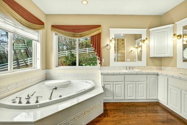 183 Azalea Drive, Merlin, OR 97532