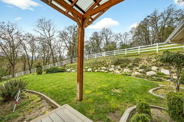 183 Azalea Drive, Merlin, OR 97532