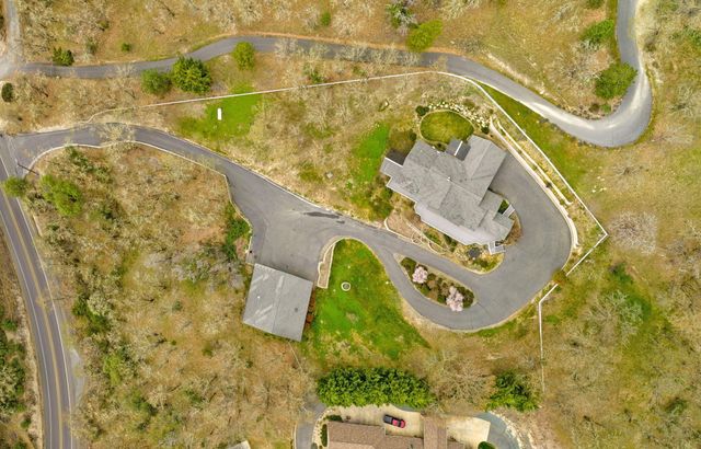 183 Azalea Drive, Merlin, OR 97532