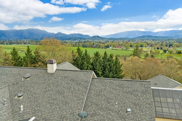 183 Azalea Drive, Merlin, OR 97532