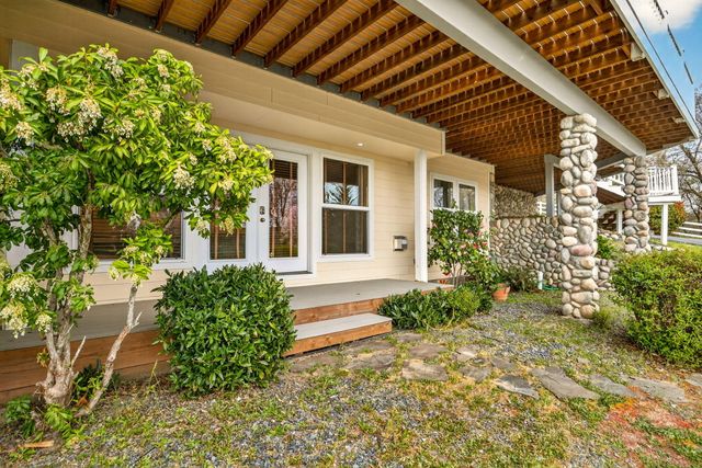 183 Azalea Drive, Merlin, OR 97532