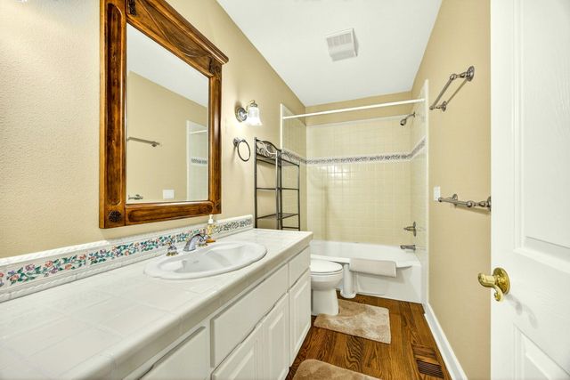 183 Azalea Drive, Merlin, OR 97532