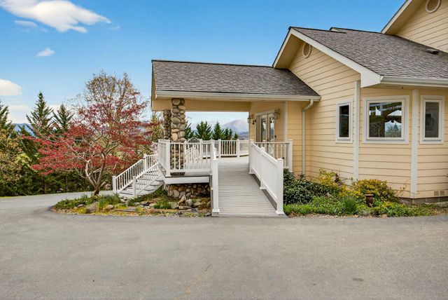 183 Azalea Drive, Merlin, OR 97532