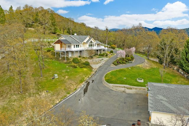 183 Azalea Drive, Merlin, OR 97532