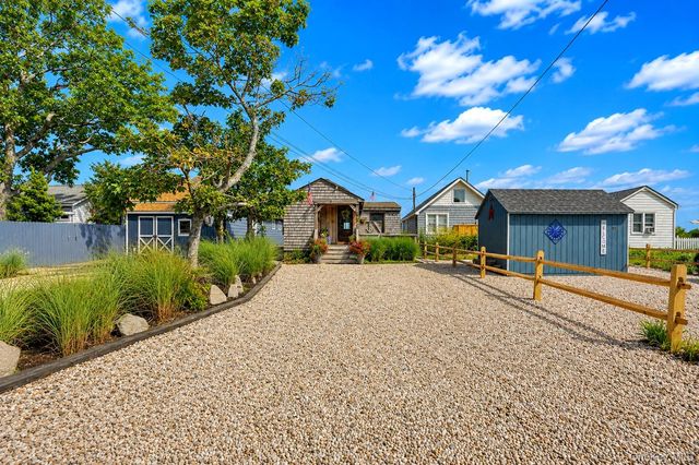 80 Rabbit Lane, East Marion, NY 11939
