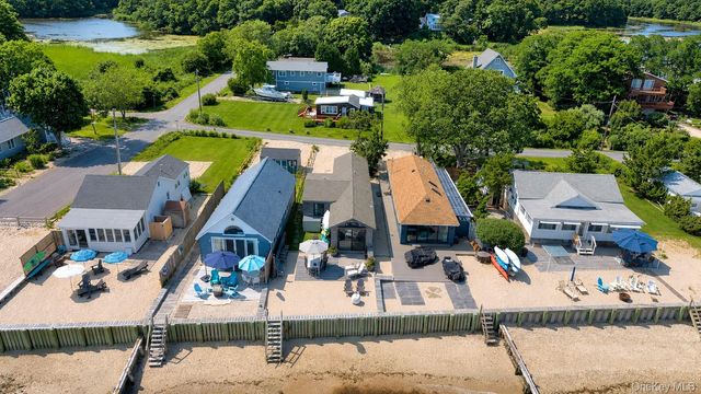 80 Rabbit Lane, East Marion, NY 11939