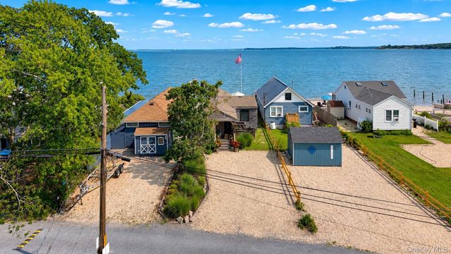 80 Rabbit Lane, East Marion, NY 11939