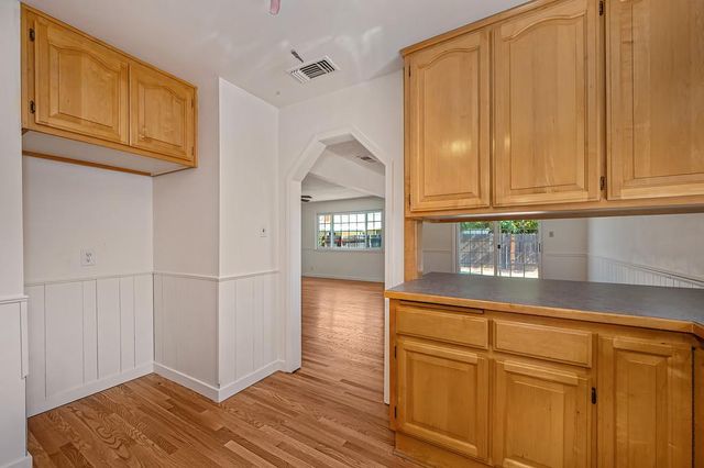 2379 McGregor, Rancho Cordova, CA 95670
