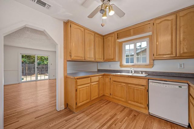 2379 McGregor, Rancho Cordova, CA 95670
