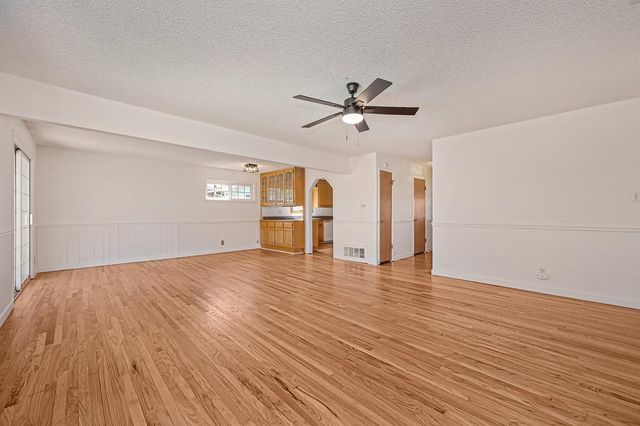 2379 McGregor, Rancho Cordova, CA 95670