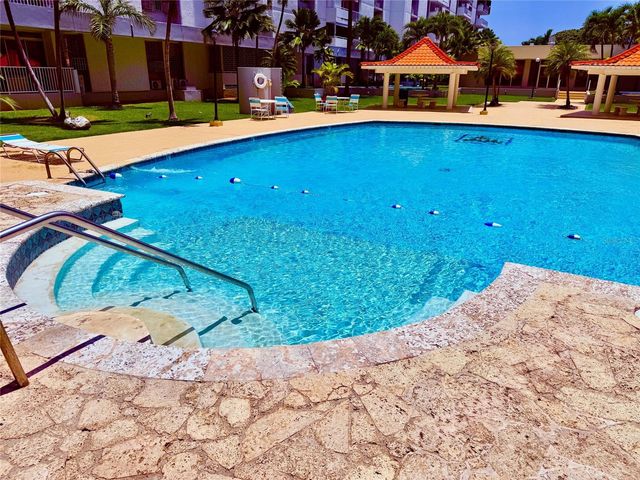 6400 ISLA VERDE AVENUE 11-A, Carolina, PR 00979