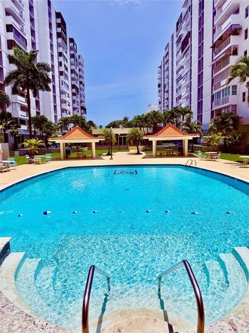 6400 ISLA VERDE AVENUE 11-A, Carolina, PR 00979