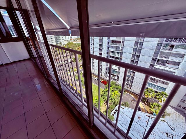 6400 ISLA VERDE AVENUE 11-A, Carolina, PR 00979