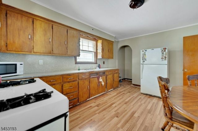 30 Menzel Ave, Maplewood Twp., NJ 07040