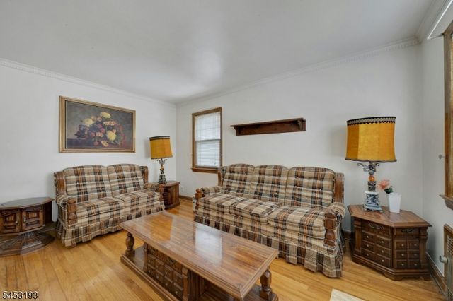 30 Menzel Ave, Maplewood Twp., NJ 07040