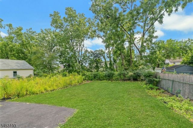 30 Menzel Ave, Maplewood Twp., NJ 07040