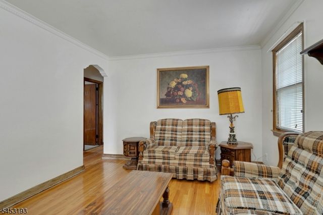 30 Menzel Ave, Maplewood Twp., NJ 07040
