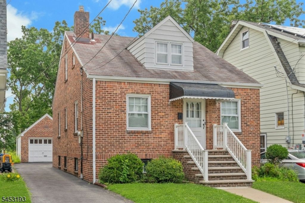 30 Menzel Ave, Maplewood Twp., NJ 07040