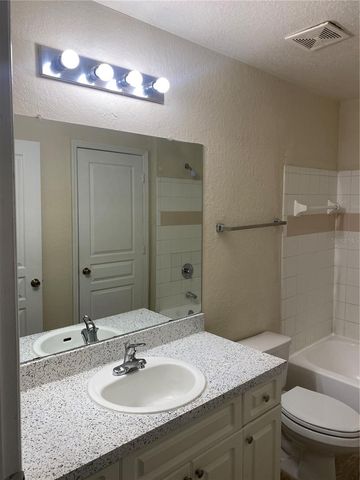 17110 CARRINGTON PARK DRIVE 825, Tampa, FL 33647