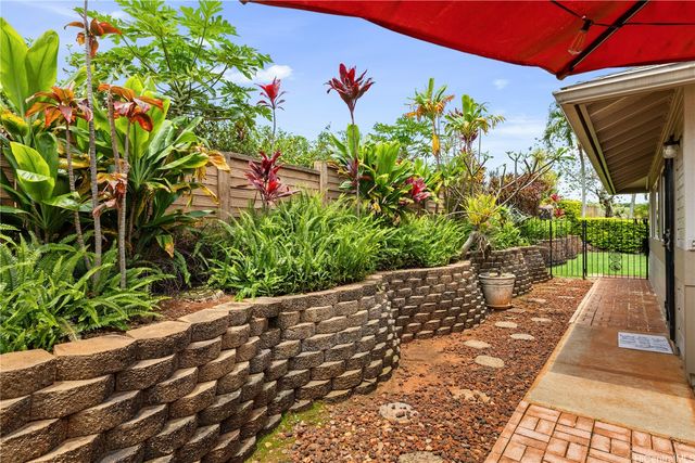 94-1017 Kuoo Street, Waipahu, HI 96797