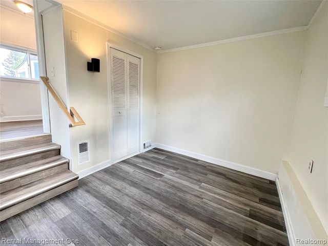 7531 N Inkster Road, Westland, MI 48185