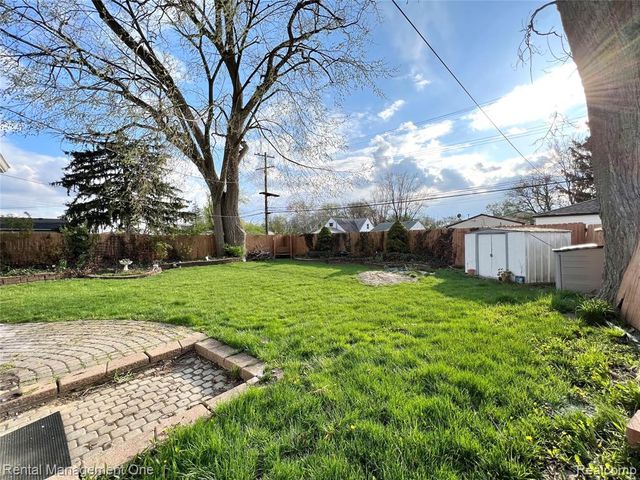 7531 N Inkster Road, Westland, MI 48185