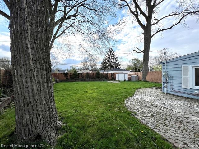 7531 N Inkster Road, Westland, MI 48185