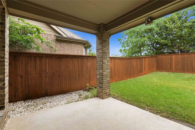 1121 Montgomery Way, Argyle, TX 76226