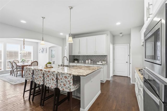 1121 Montgomery Way, Argyle, TX 76226