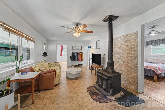 3325 Pack Mountain Road, Murphy, NC 28906
