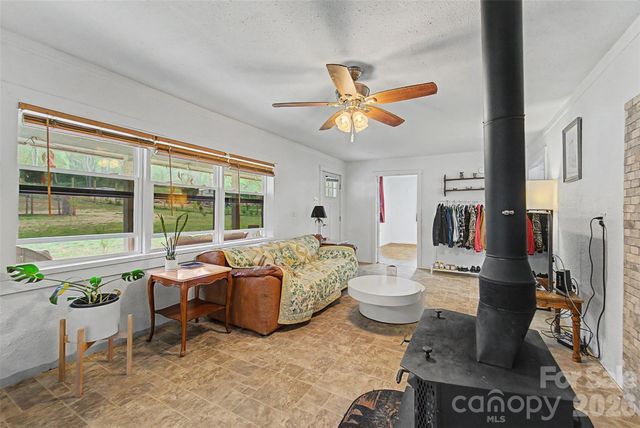 3325 Pack Mountain Road, Murphy, NC 28906