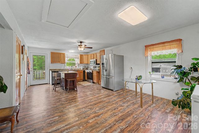 3325 Pack Mountain Road, Murphy, NC 28906