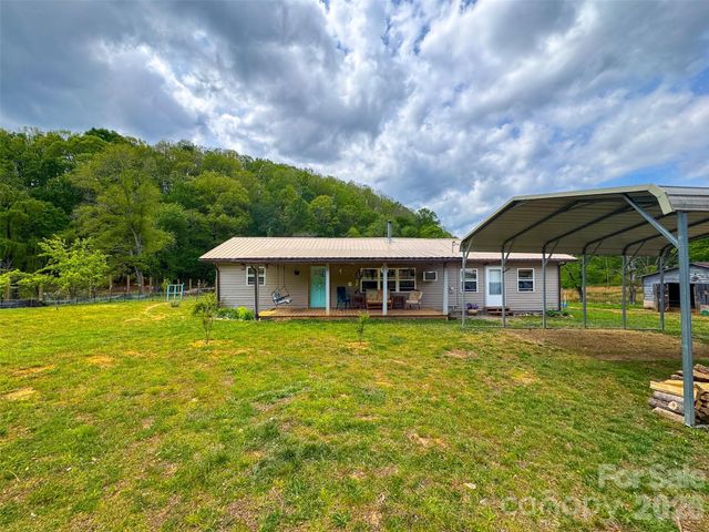 3325 Pack Mountain Road, Murphy, NC 28906