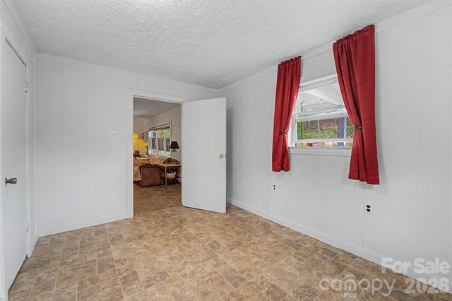 3325 Pack Mountain Road, Murphy, NC 28906