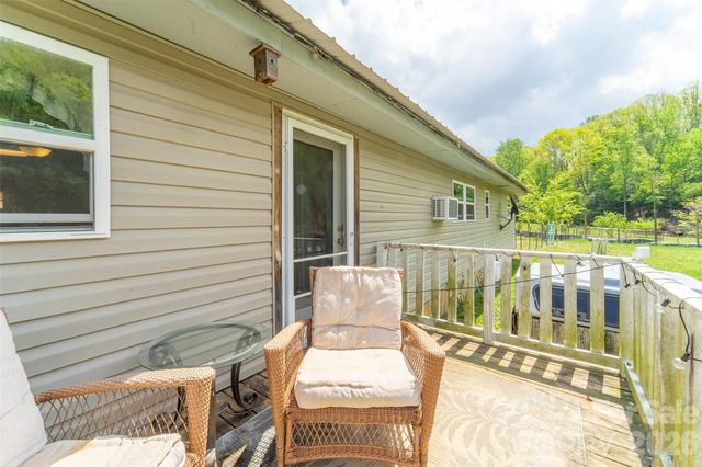 3325 Pack Mountain Road, Murphy, NC 28906