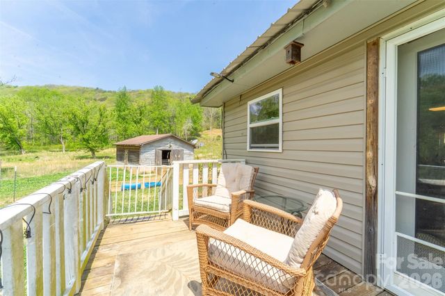 3325 Pack Mountain Road, Murphy, NC 28906