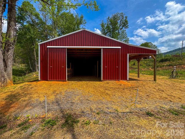 3325 Pack Mountain Road, Murphy, NC 28906