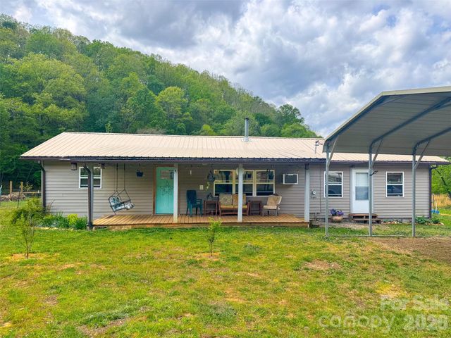 3325 Pack Mountain Road, Murphy, NC 28906