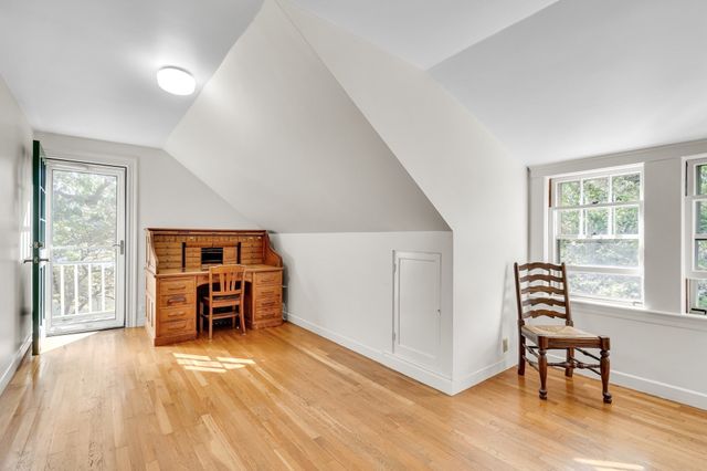 36 Warwick Rd, Watertown, MA 02472