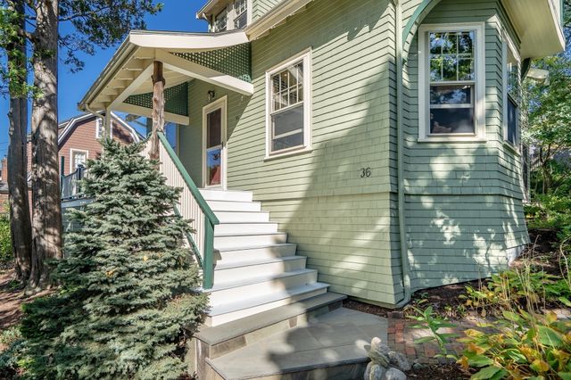 36 Warwick Rd, Watertown, MA 02472
