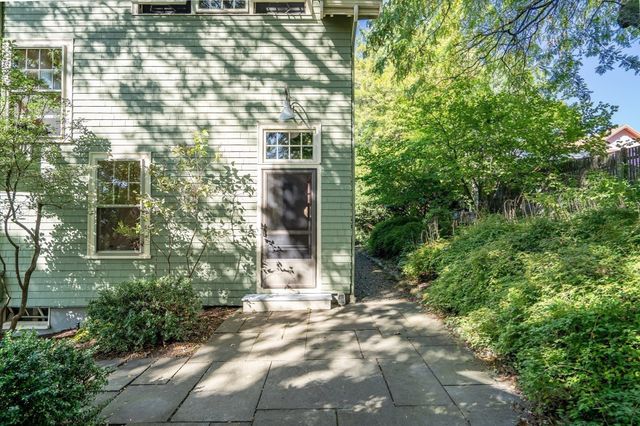 36 Warwick Rd, Watertown, MA 02472