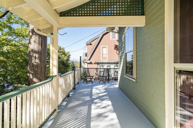 36 Warwick Rd, Watertown, MA 02472