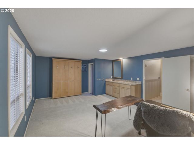 1330 Ne LINNWOOD Dr, Albany, OR 97322